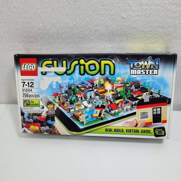 Lego Fusion Town Master #21204  256 Pieces  61225-1M10 - Picture 3 of 3
